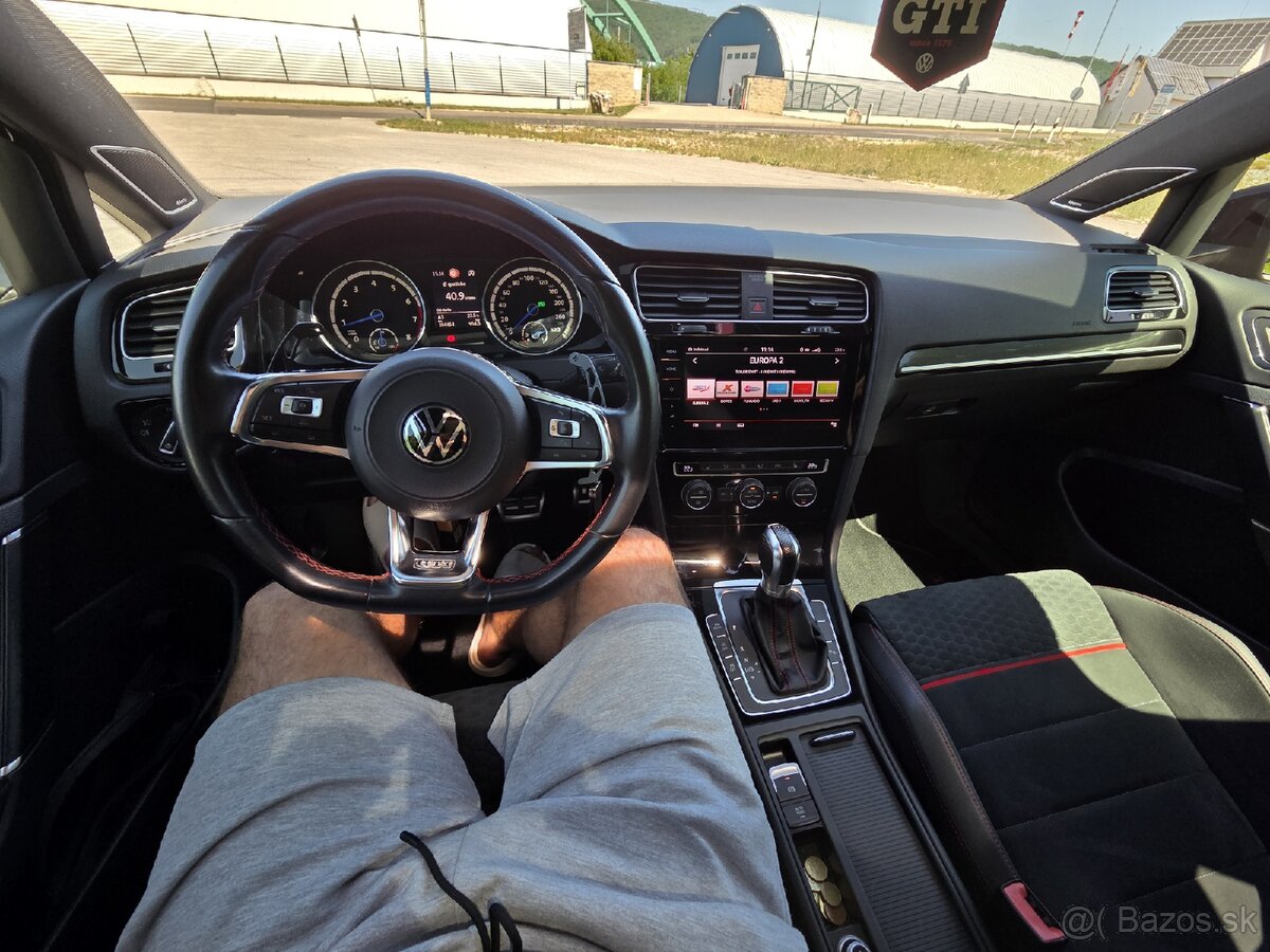 Golf 7 GTI Performance 2.0 TSI DSG - 5