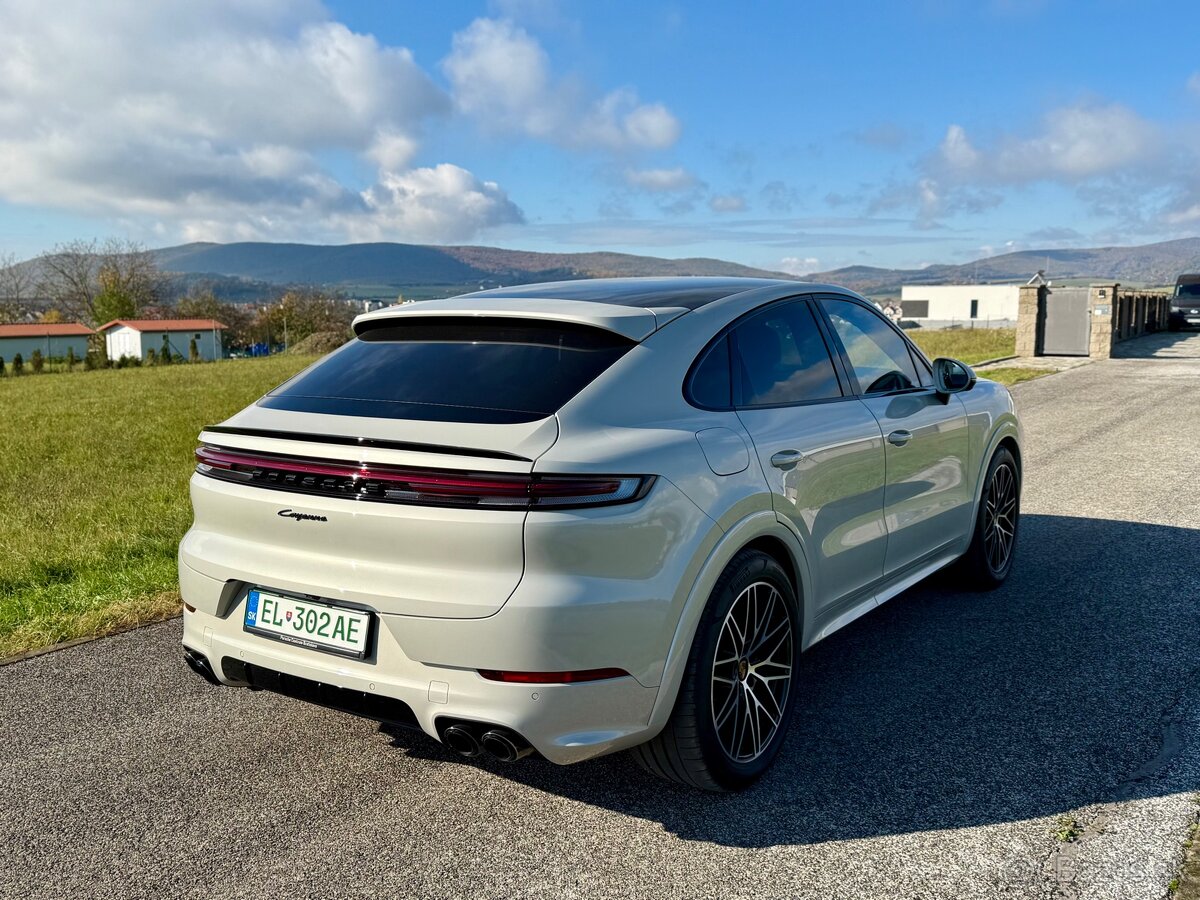 Porsche Cayenne Coupe E-Hybrid - 5
