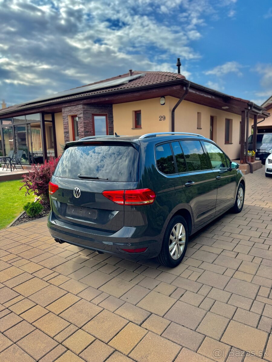 VW Touran 2.0TDI DSG - 5