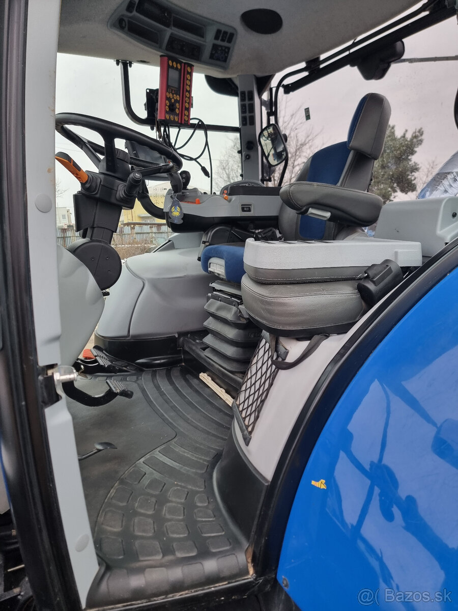 Traktor NEW HOLLAND T7.270 Auto Command™ ECO CVT - 5
