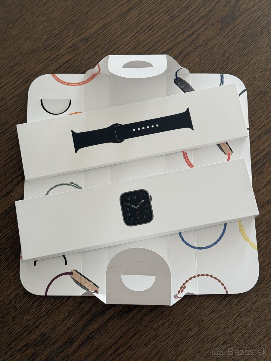 Apple Watch SE 40mm Space Gray - 5