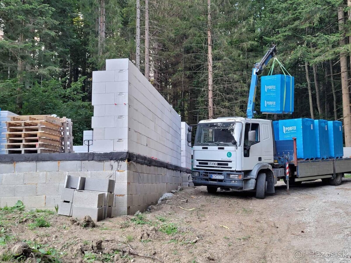 Preprava materiálu autom s hydraulickou rukou (8t, 8m dosah) - 5