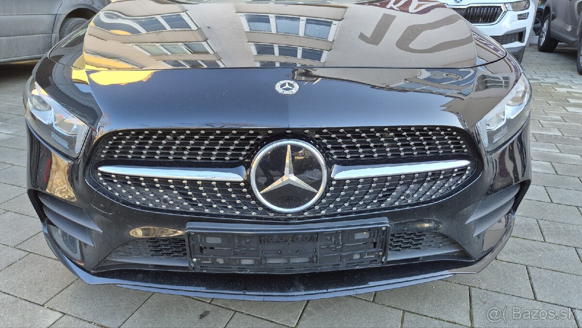 Mercedes-Benz A180 AMG,2022 - 5