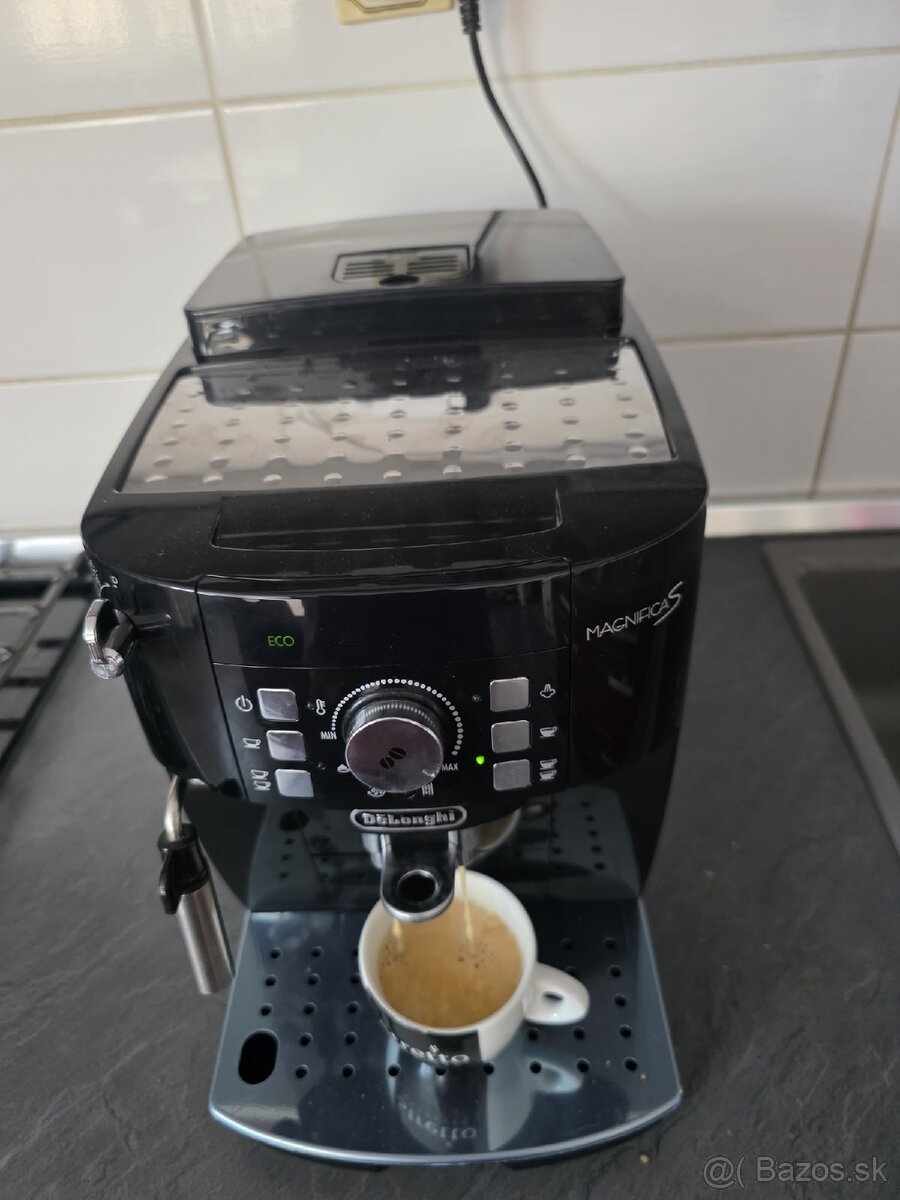 Kavovar Delonghi Magnifica S - 5
