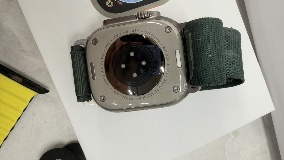 Apple watch Ultra 2 49mm Titanium black - 5