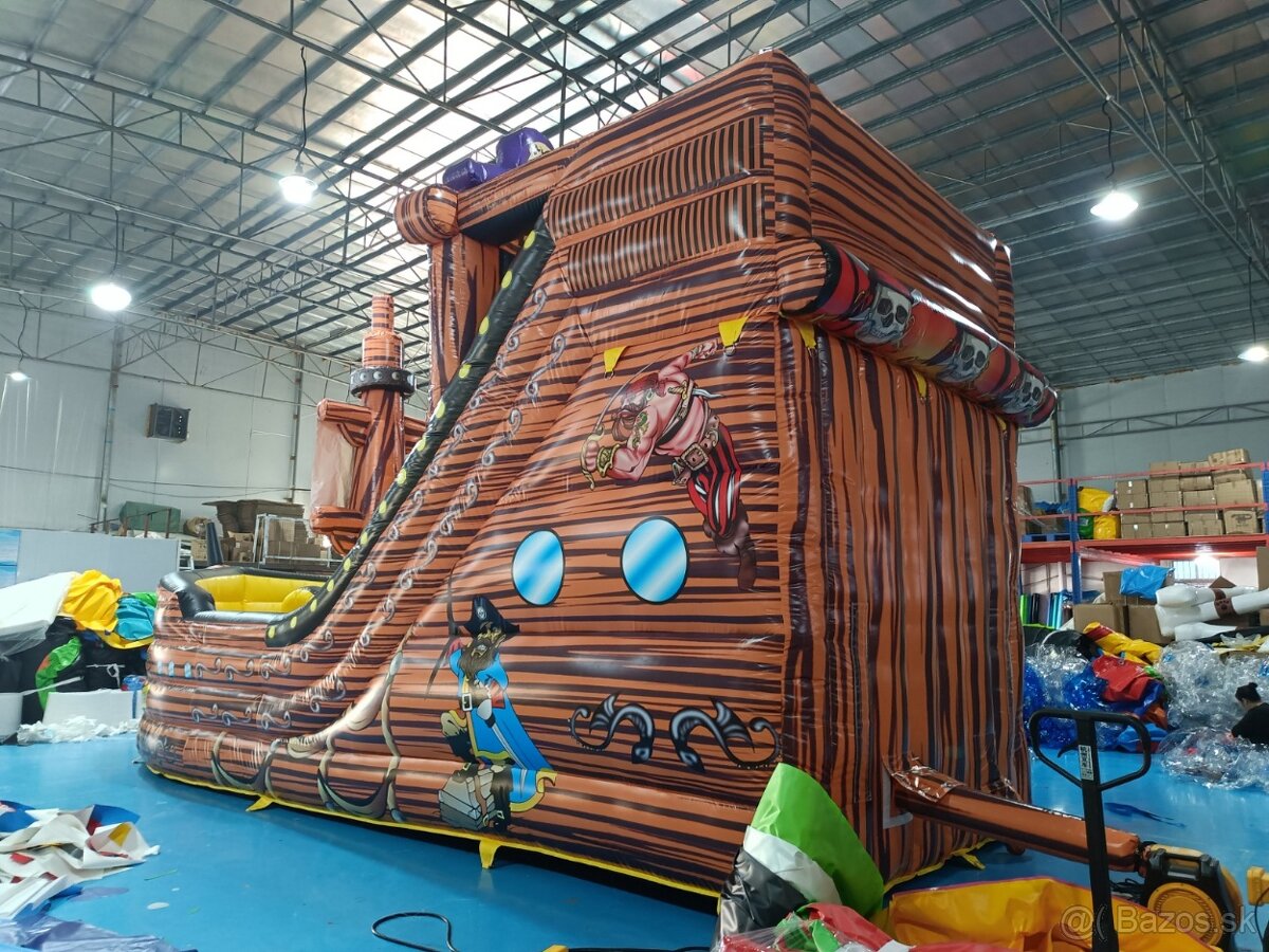 Skakaci hrad pirátska loď - 5