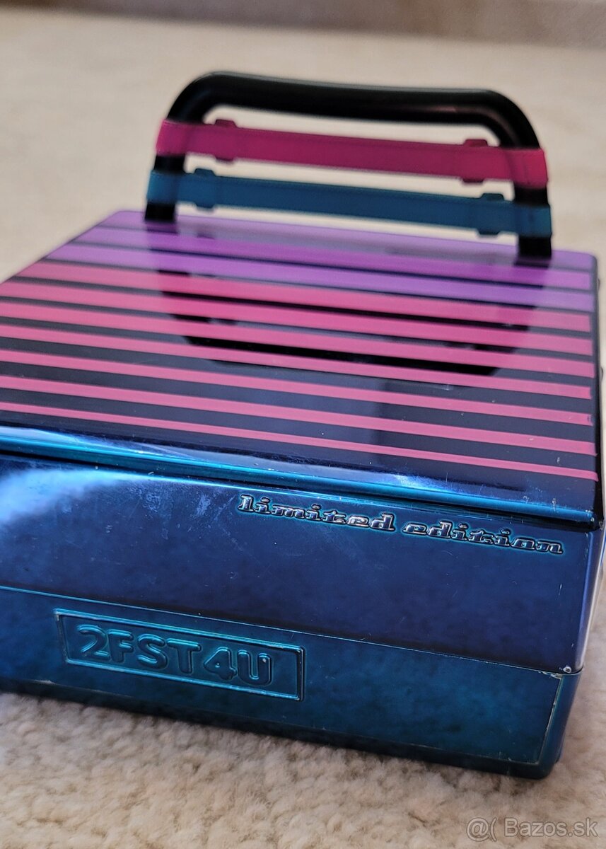 LOL Surprise auto s bazenom - 5