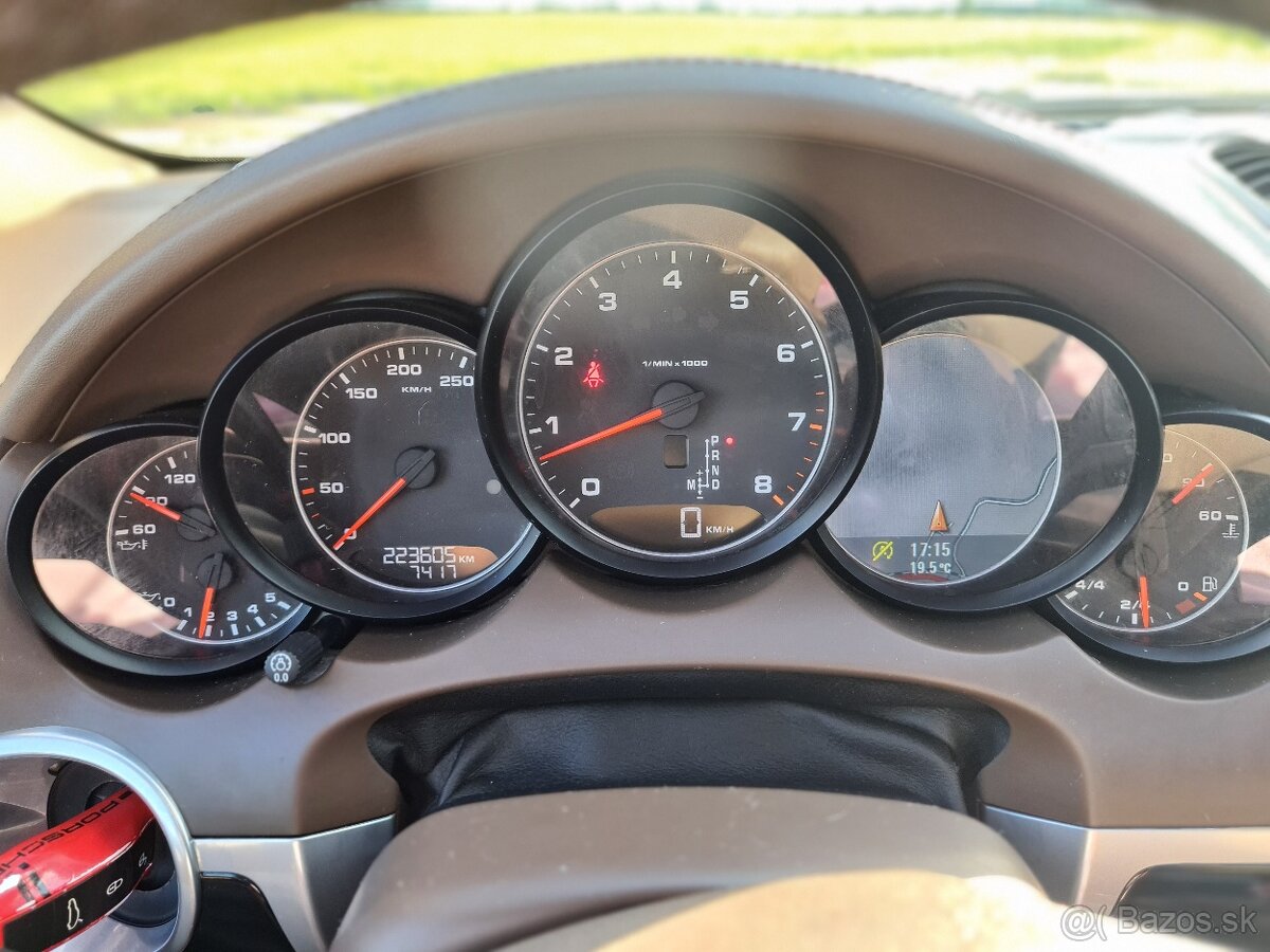 Porsche cayenn 3.6 - 5