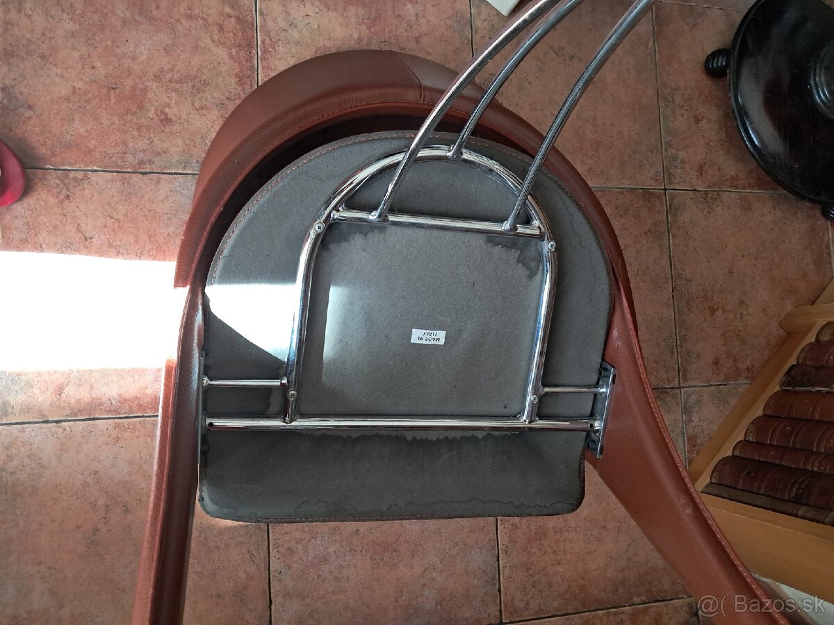 Dizajnové kreslo - 5