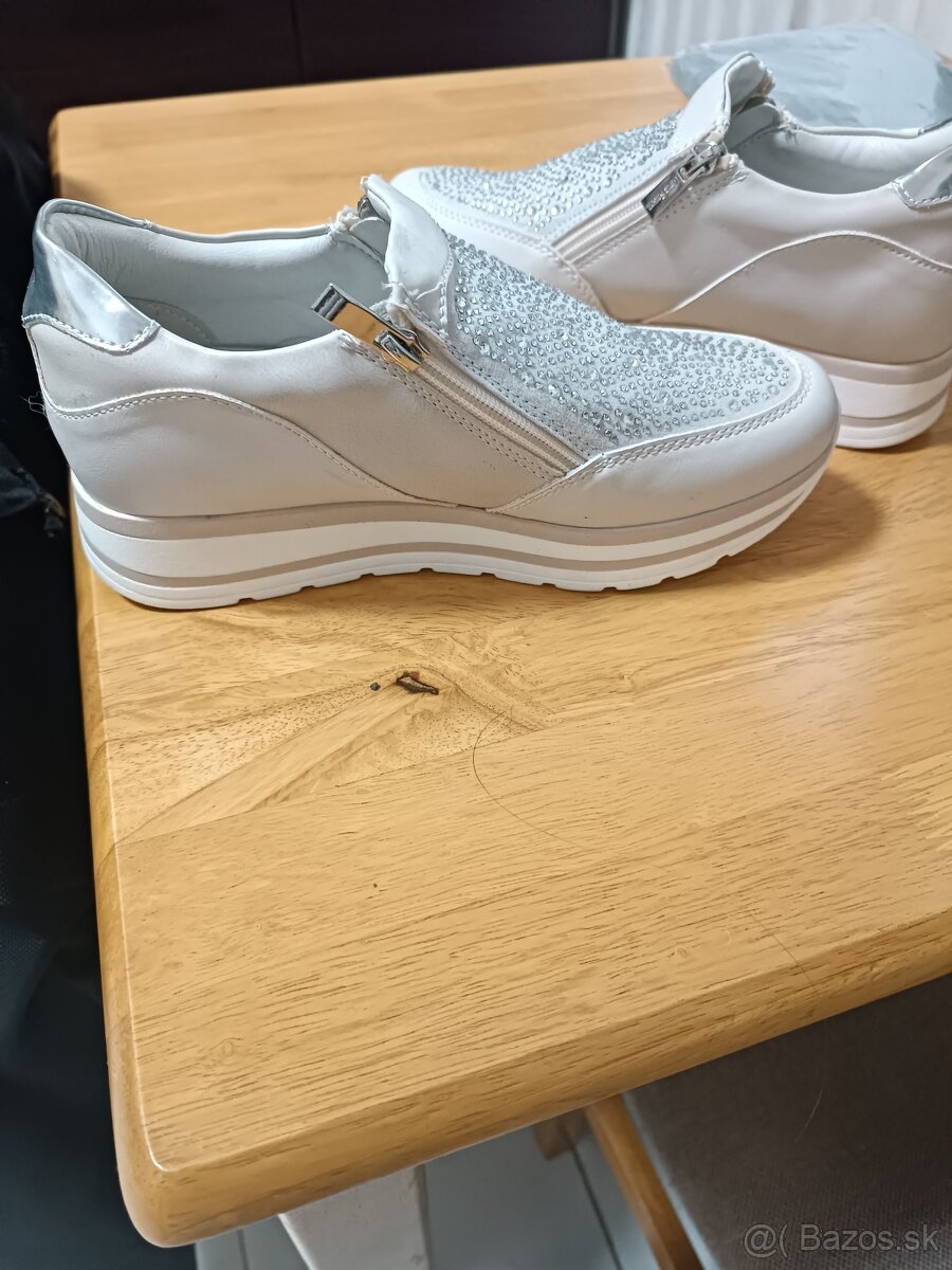 Dámske tenisky na platforme - 5