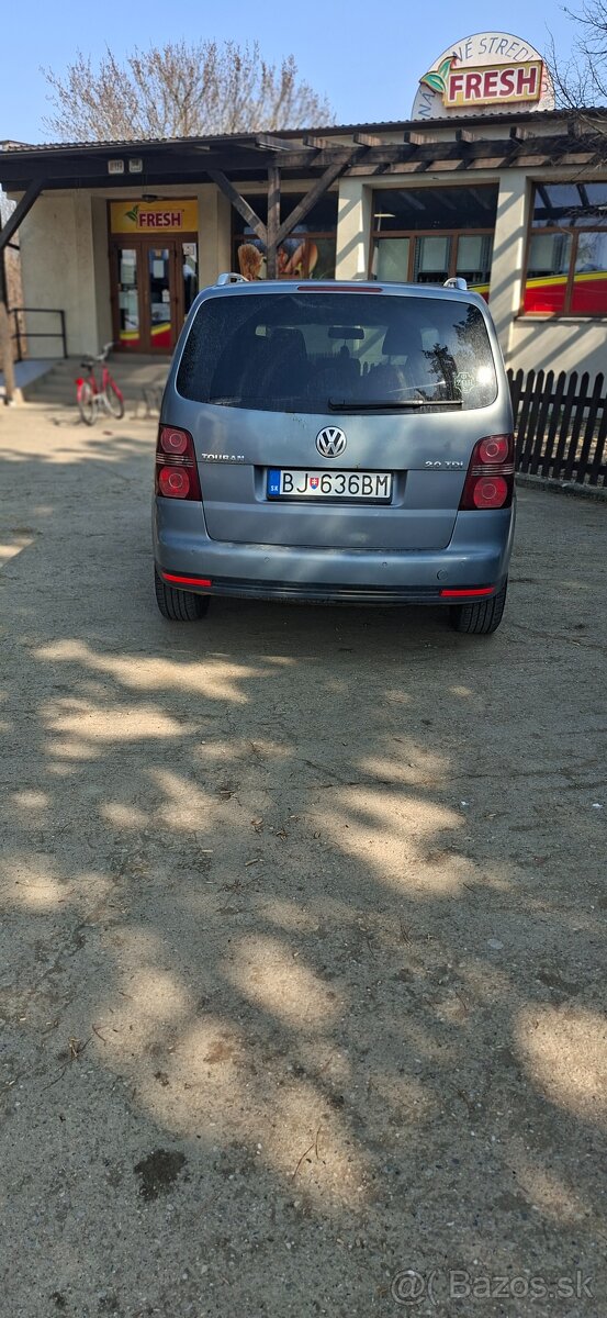 Volkswagen touran 2tdi 7miestny - 5
