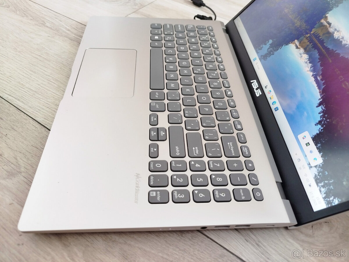 notebook Asus - 15.6", Ryzen 5 3500u, RX Vega, SSD, FHD, W1 - 5