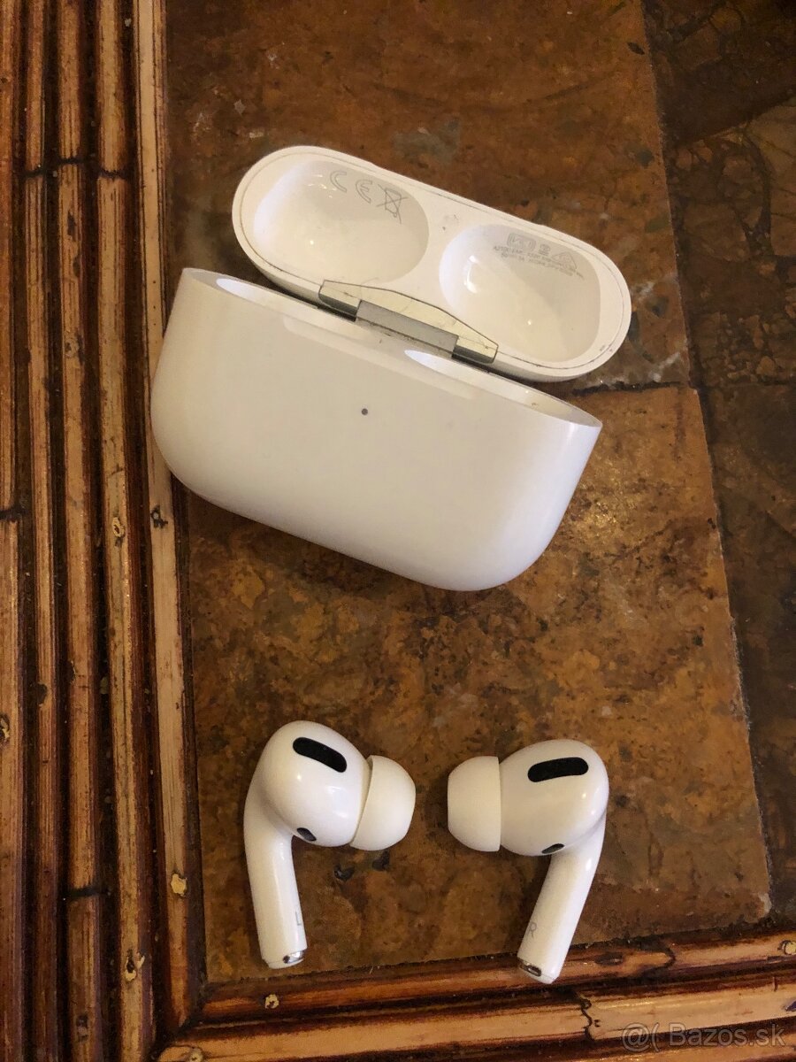 Apple AirPods Pro - 5