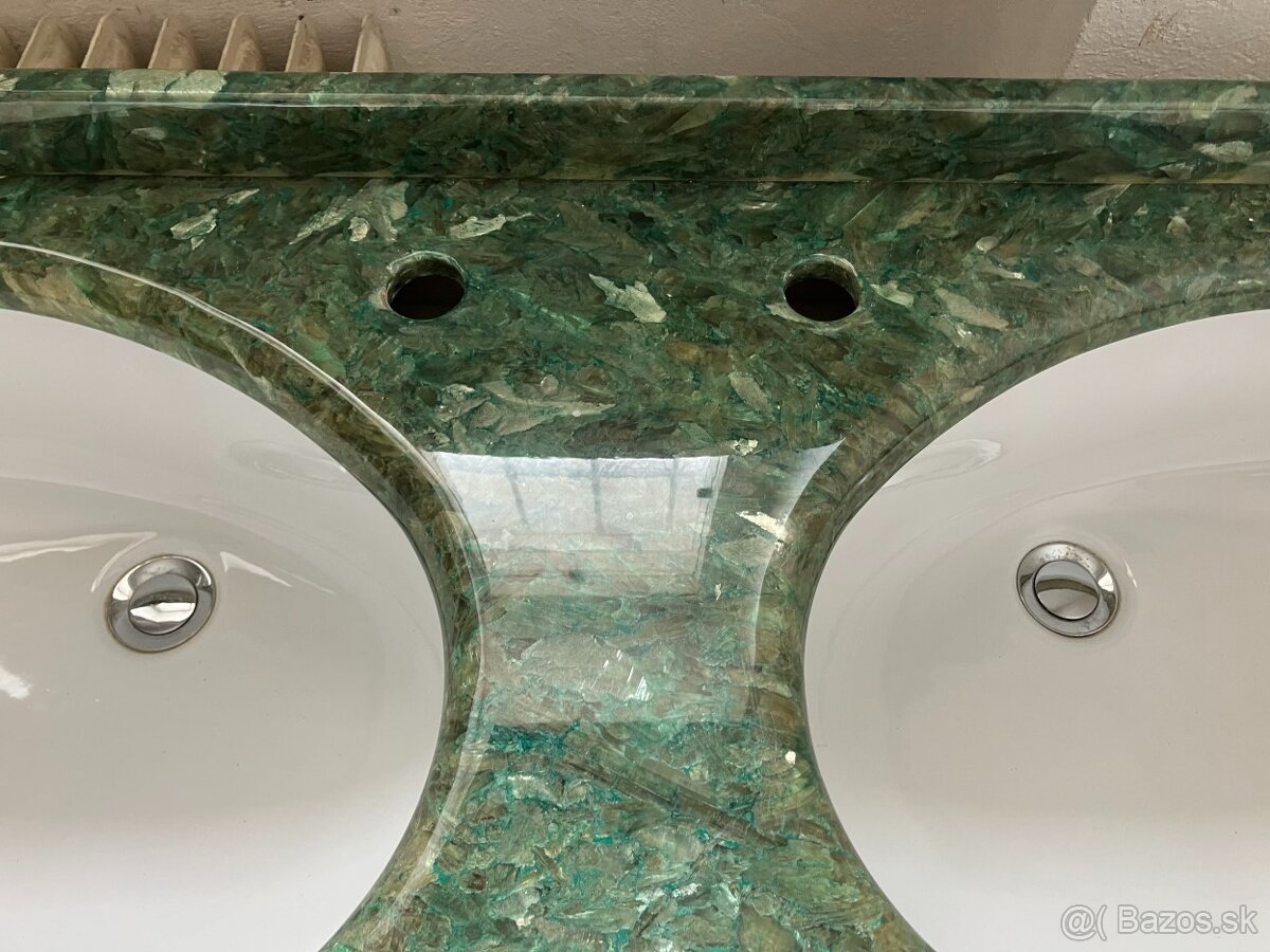 Exkluzívna kúpelňová skriňa s umývadlom - 5