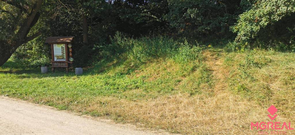 Rekreačný pozemok Nemšová - 5