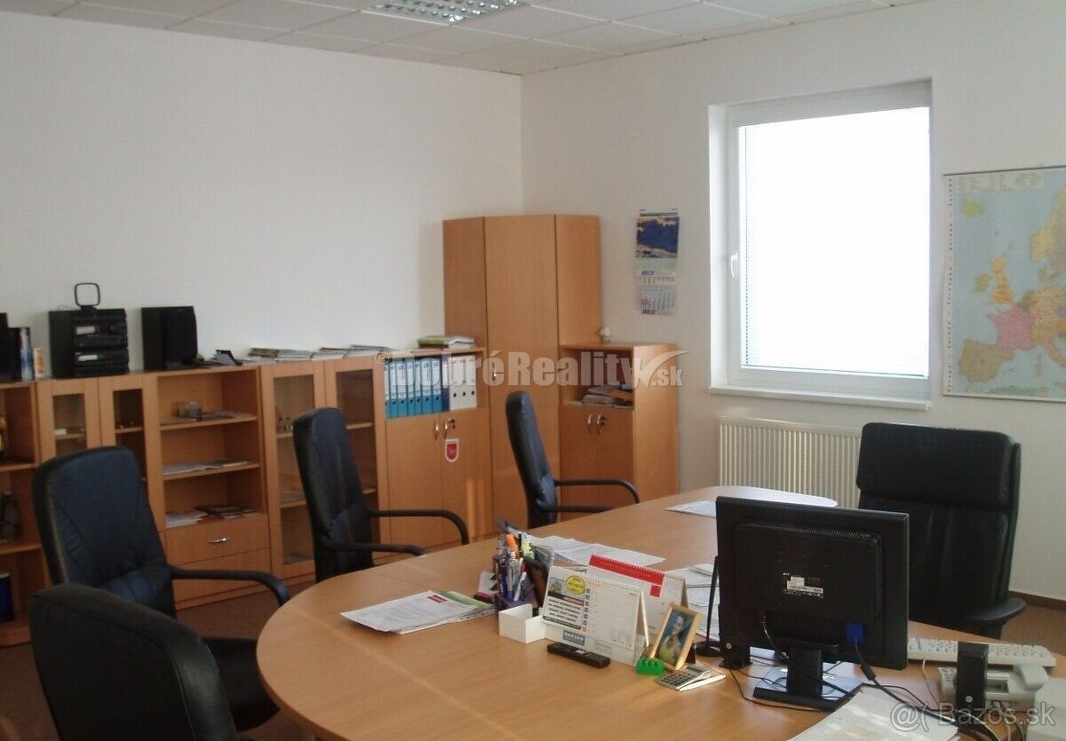 Ponúkame na predaj komerčnú nehnuteľnosť v priemyselnom park - 5