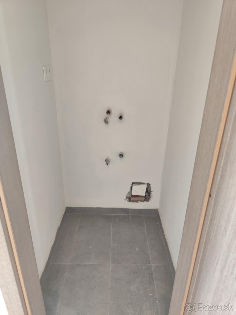 novostavba 3,5 izbový RD v štandarde (s kanalizáciou) - 5