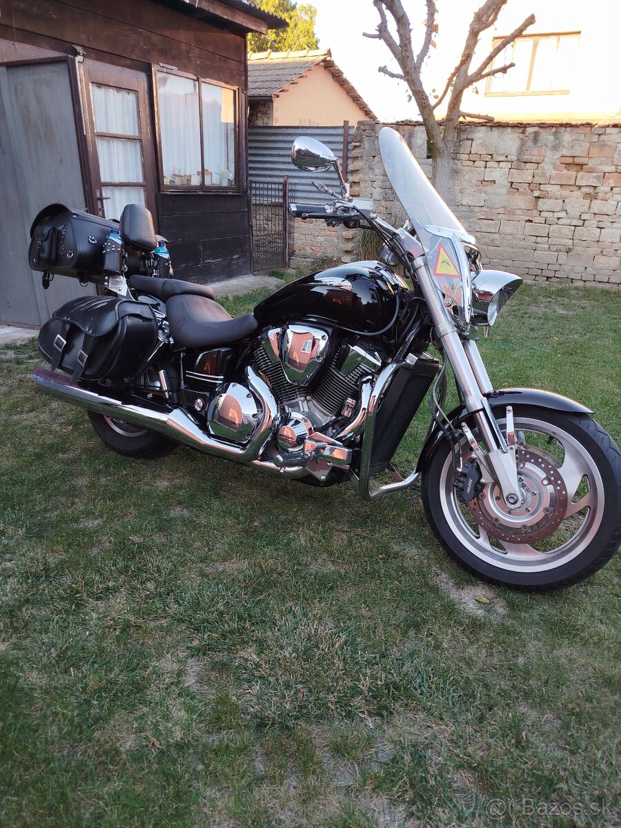 Honda VTX 1800 C - 5