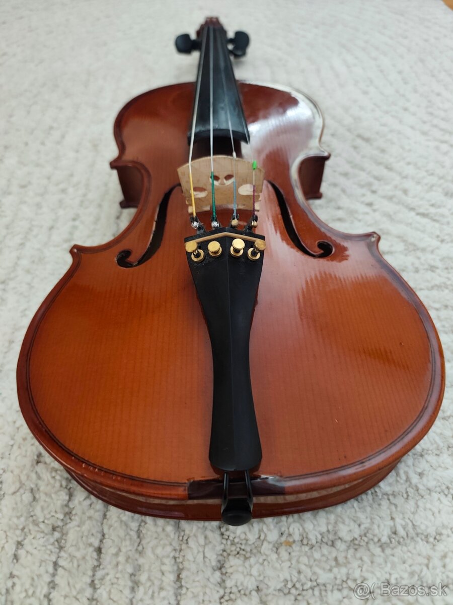 Predám celé 4/4 husle s púzdrom. - 5