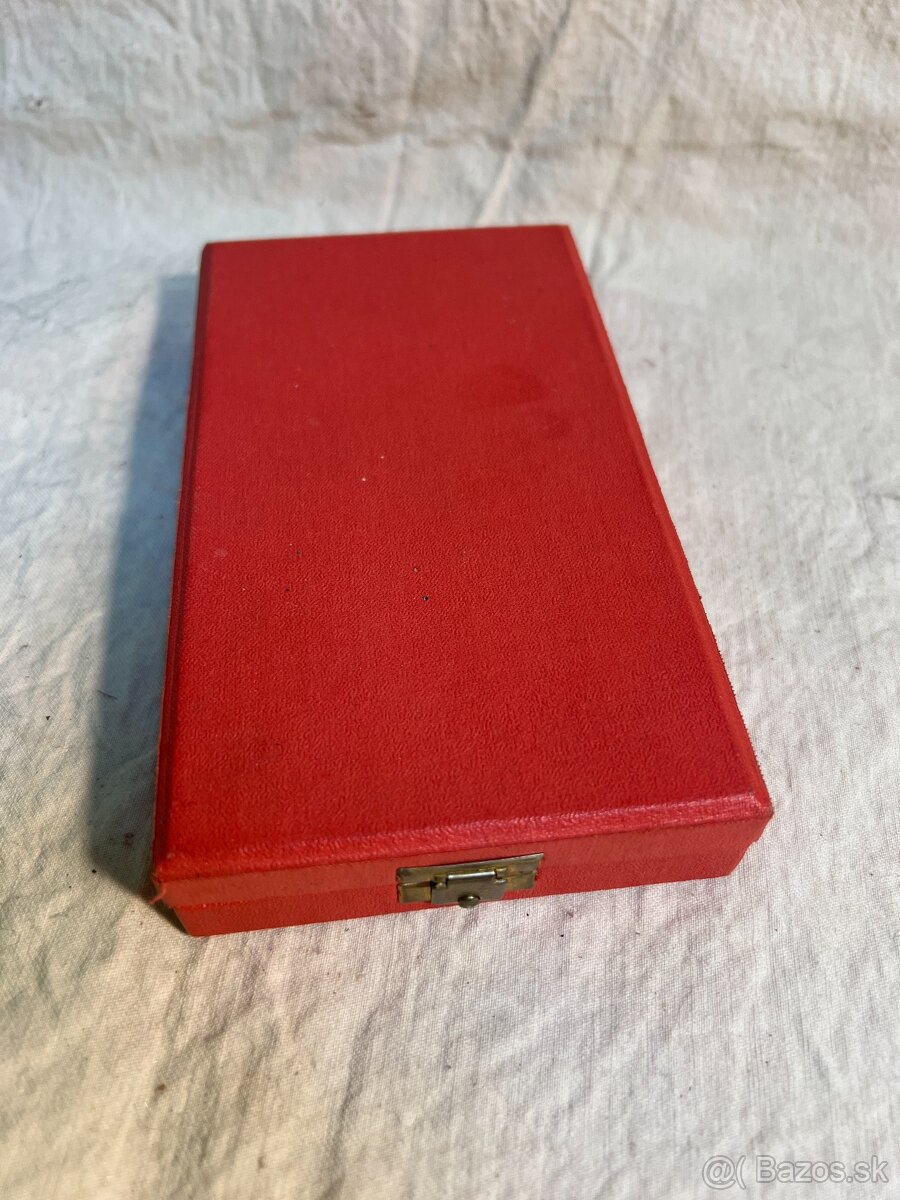 Plaketa v etui a venovaním - 5