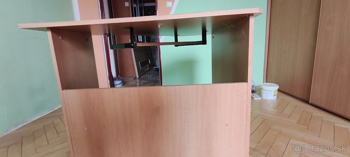 Predám lacno rohový písací stolík - 5