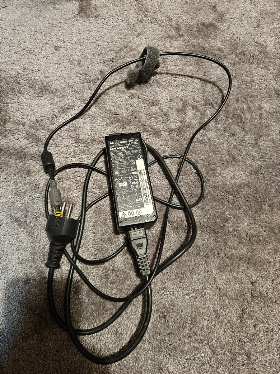 Rôzne nabíjačky na notebooky - 5