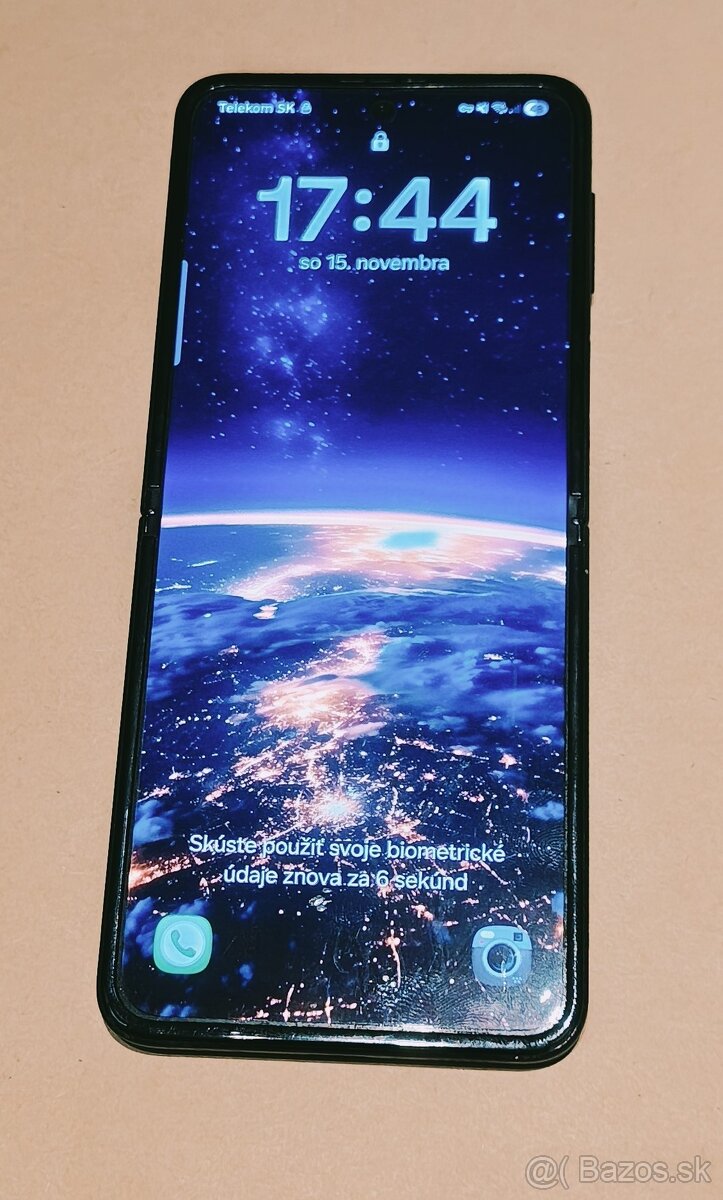 Samsung Z Flip 3 - 5