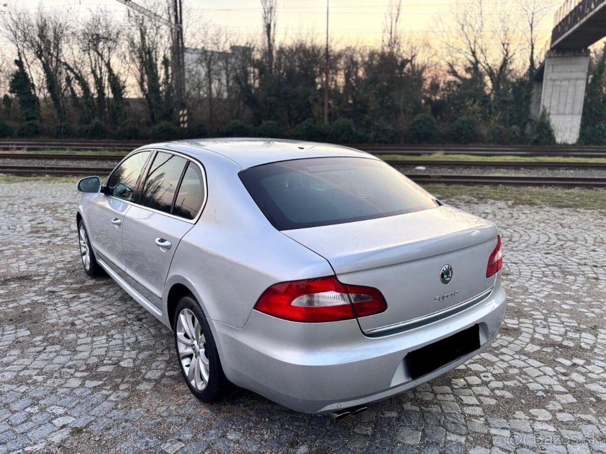 Škoda Superb 2.0TDI 4x4 Elegance - 5