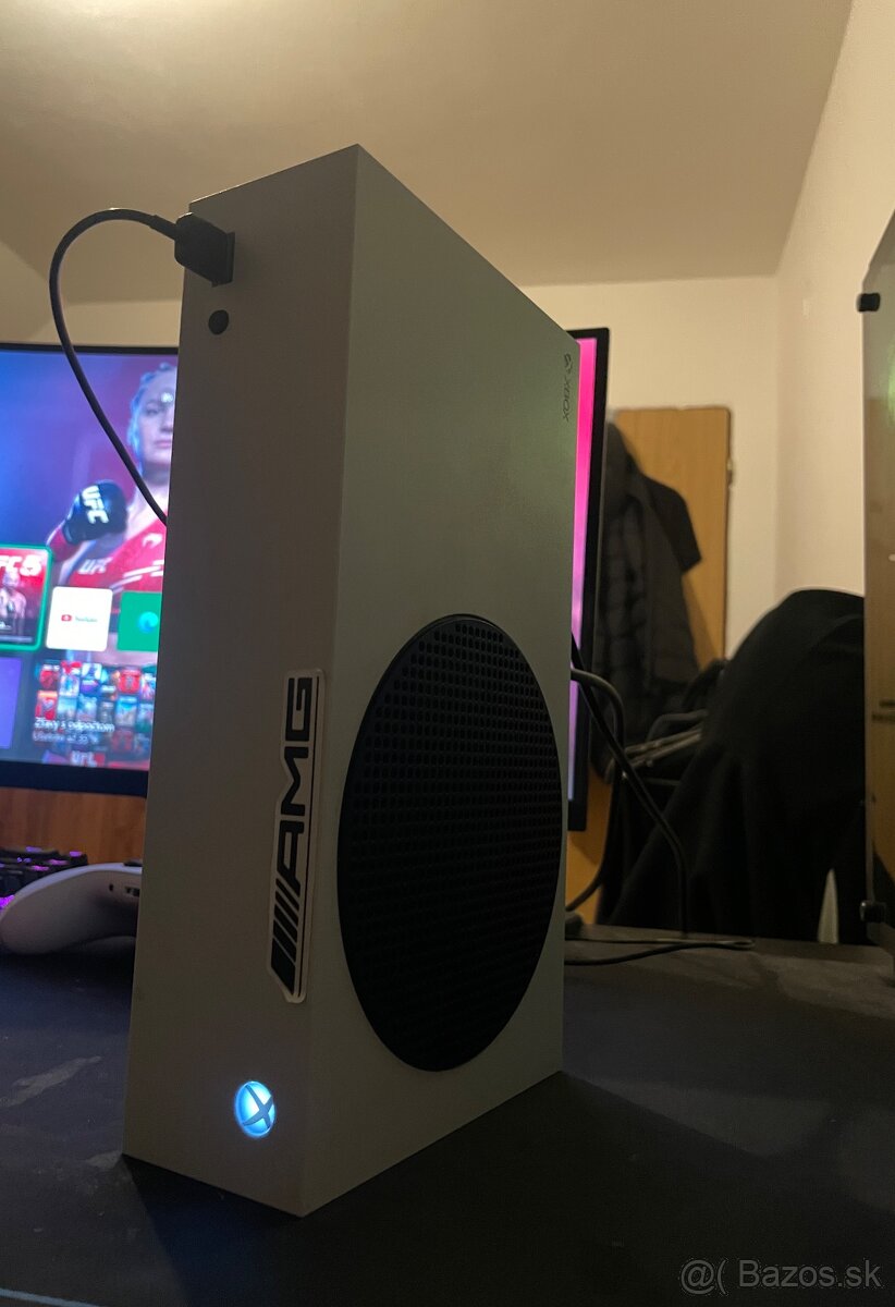 xbox series s 512gb s ovladacom - 5