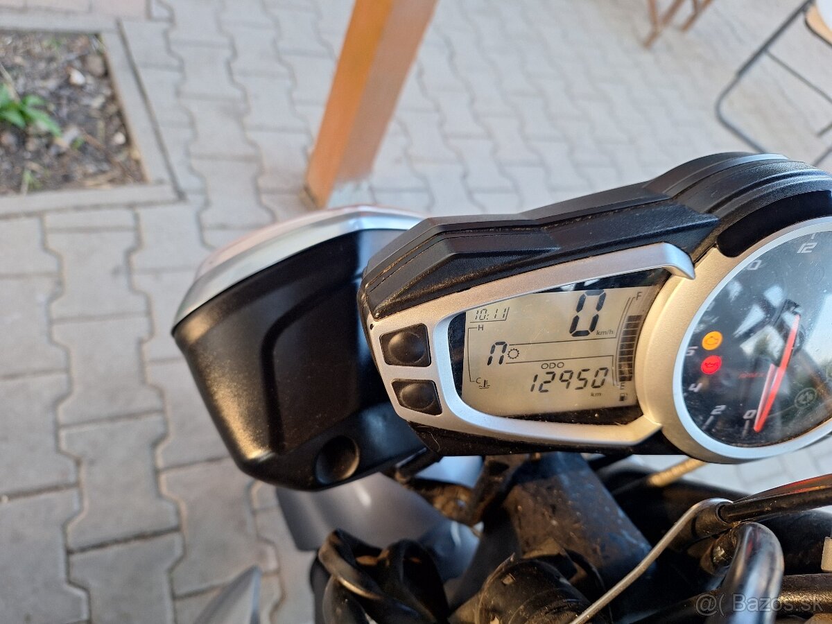 Triumph street triple675R - 5