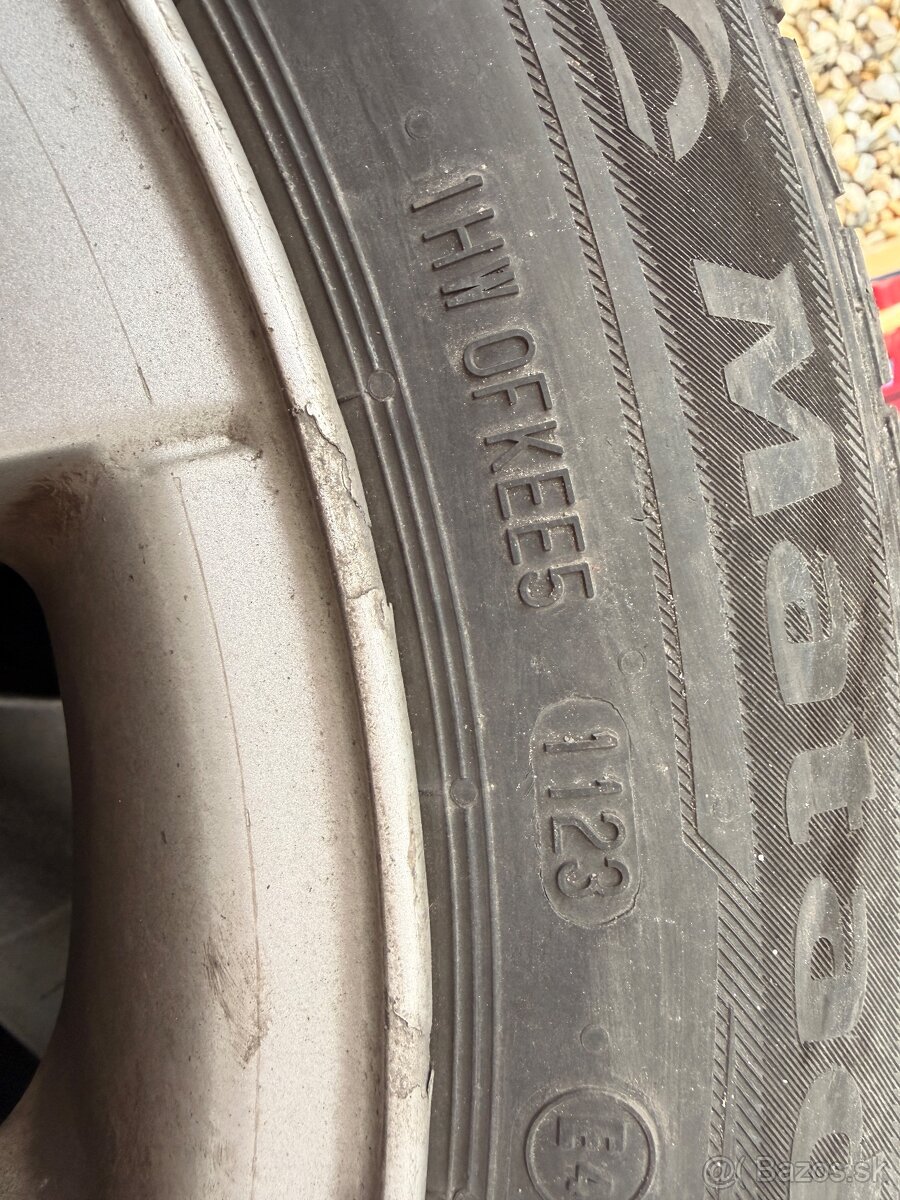 Elektróny BMW 1 - 5