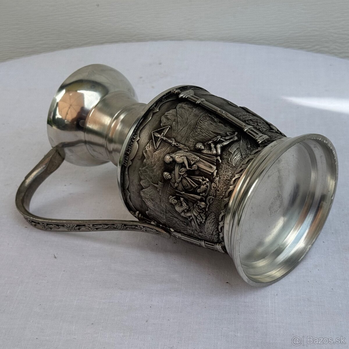 Pěkný cínový džbánek s vesnickými motivy - 5