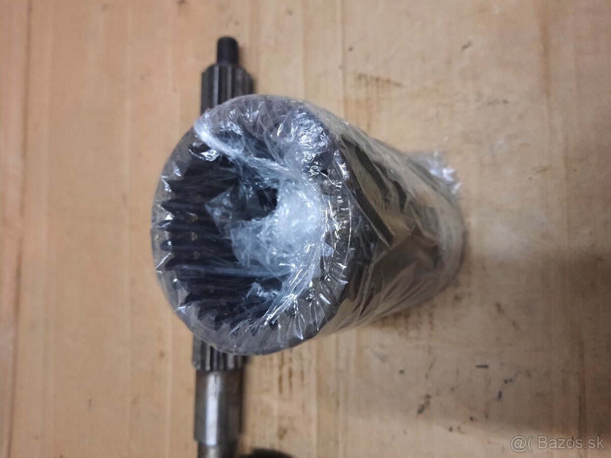 Zetor 5745 5748 spojka manzetovej nápravy - 5