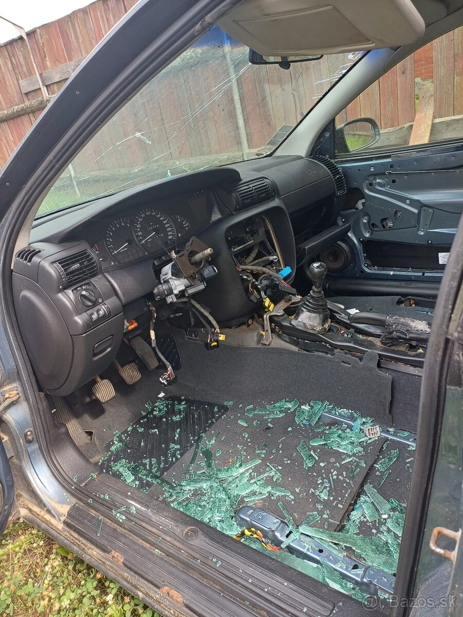 Rozpredám Opel Omega B 2.5 V6 - 5