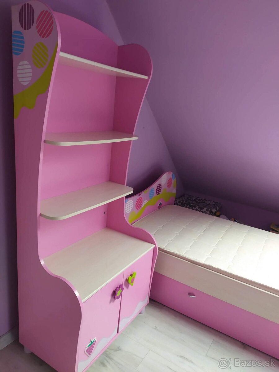 Krásny nábytok pre dievčatko - 5