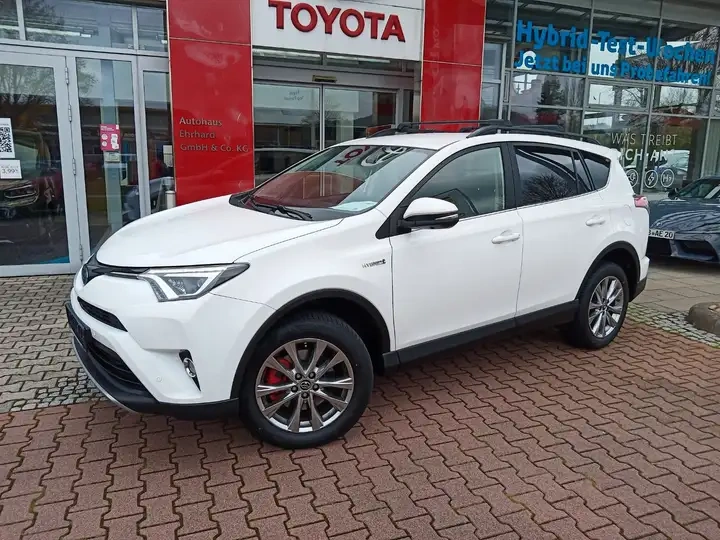 Toyota RAV4 Hybrid - 5
