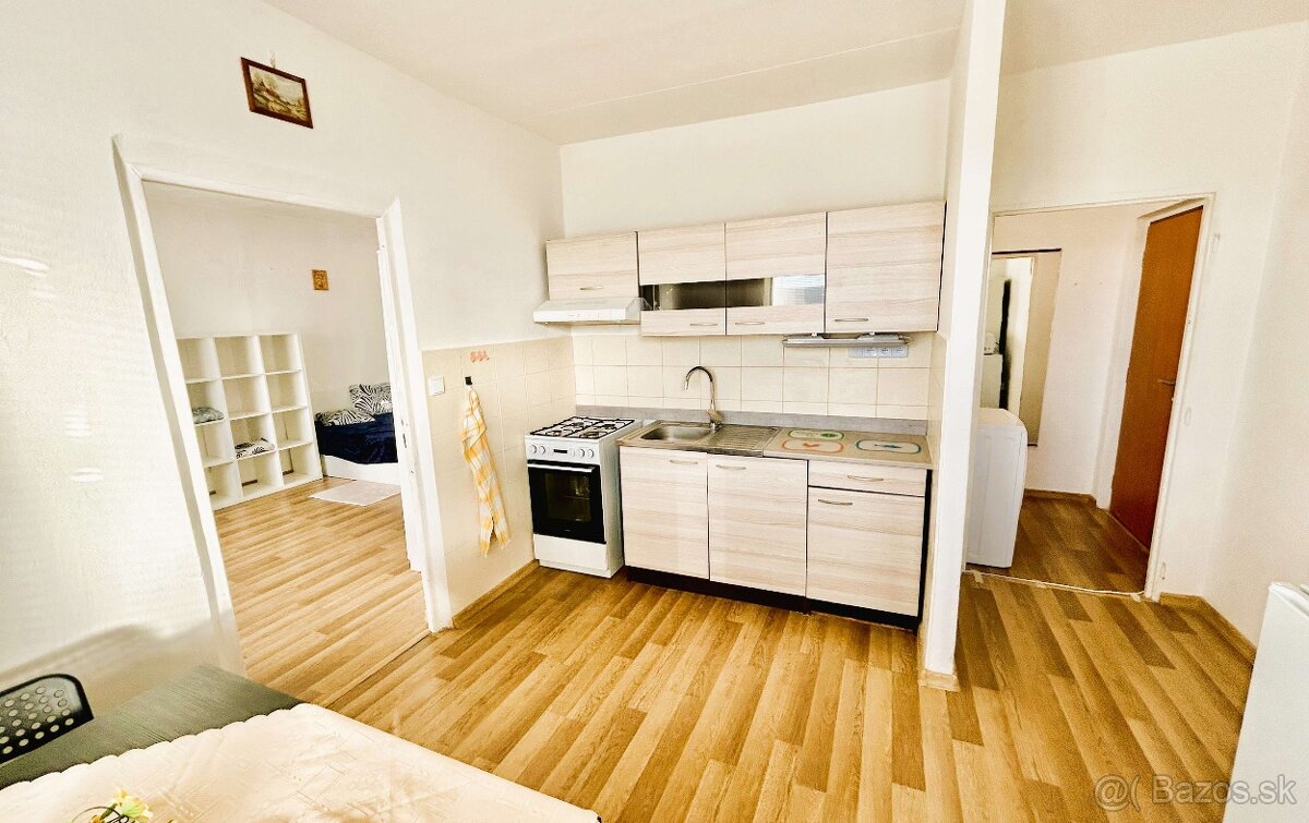 Zvolen, Štefánika – zrekonštr. 1-izb. byt, 2 balkóny, 38 m2 - 5