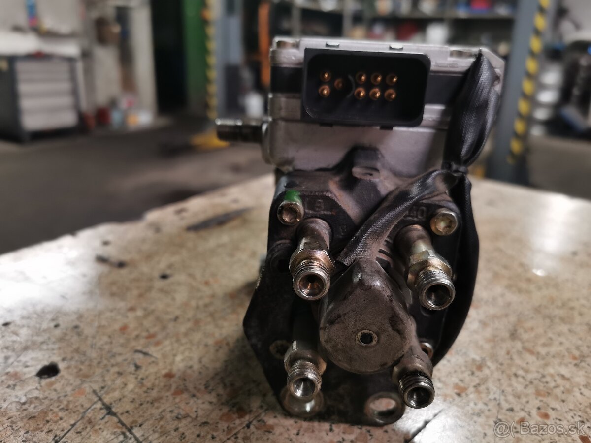 Ford Mondeo Mk3 Vstrekovacie čerpadlo - 5