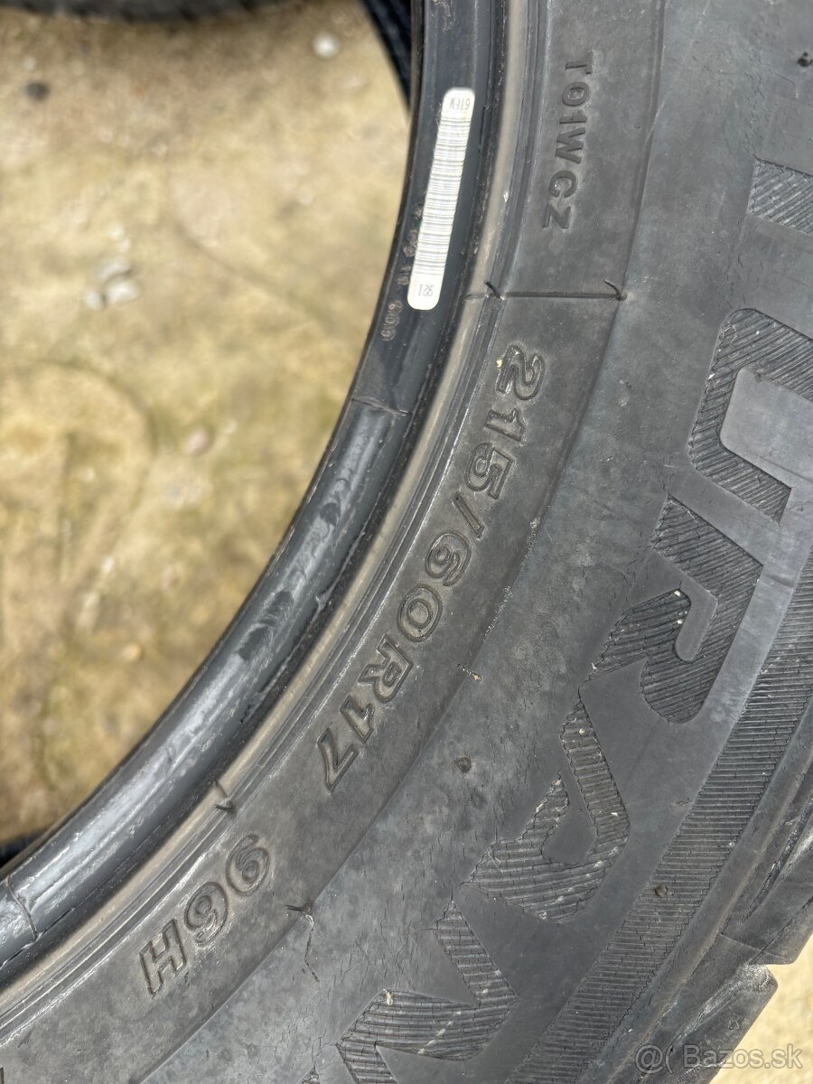 KUMHO 215/60 R17 - 5