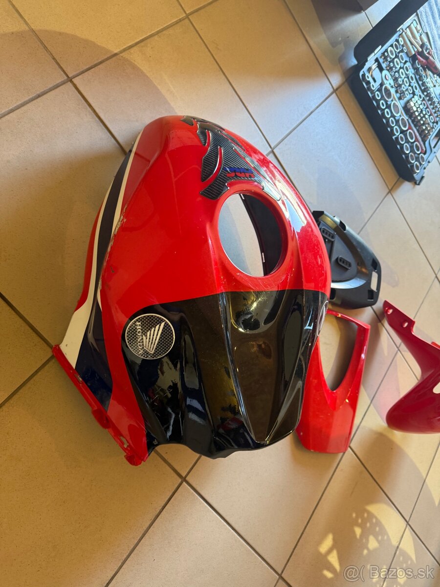 Honda cbr 600rr plasty - 5