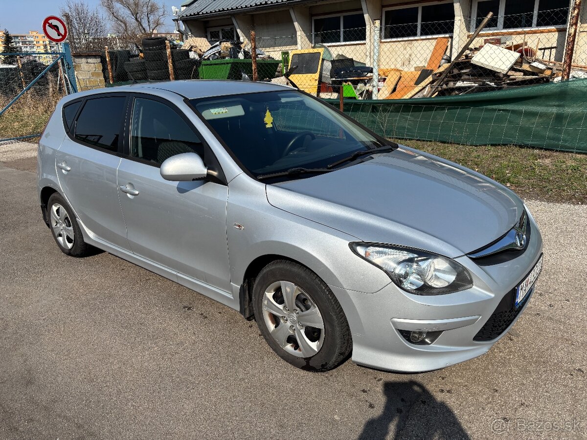 Hyundai i30,1.4 cvvt,M5 - 5