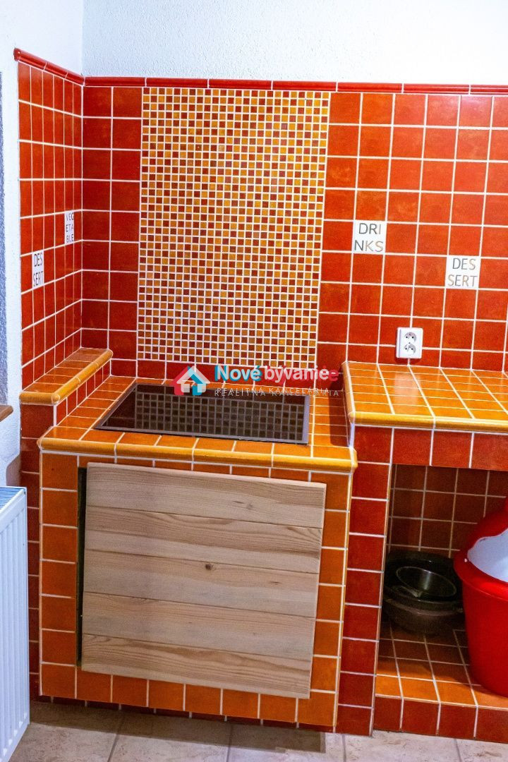 Krásna murovaná chata na Dubine II, pri obci Hranovnica - 5