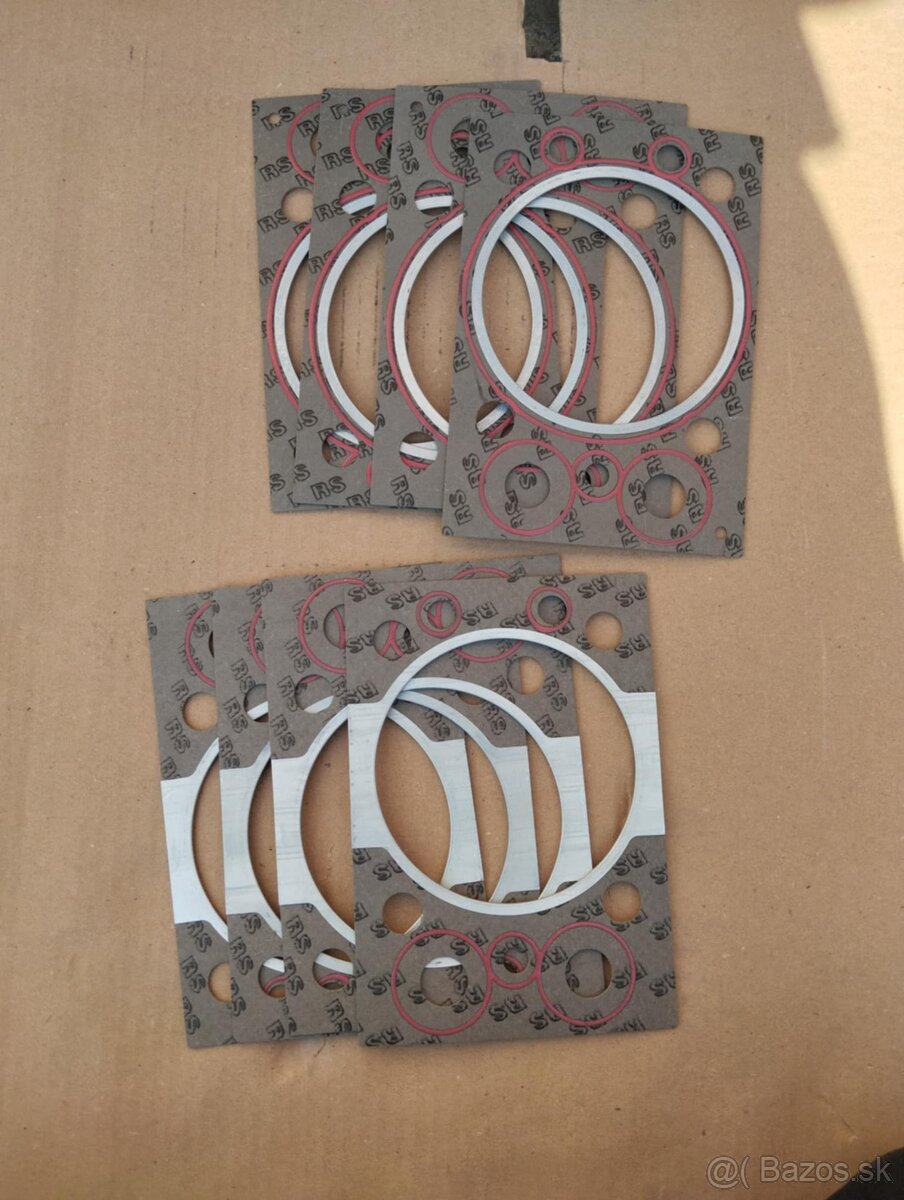 Predam vlozky 102 100 mm Zetor UNC UN - 5