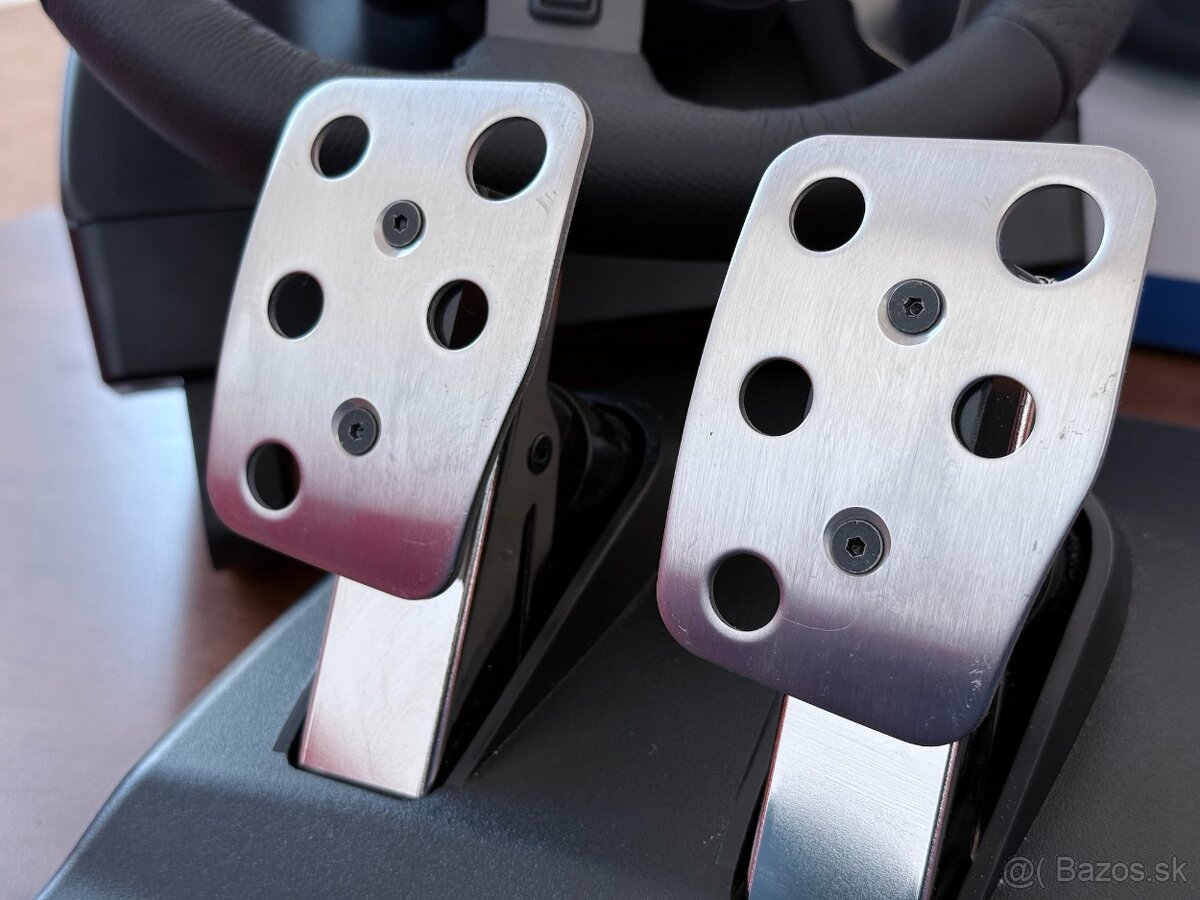 Logitech G29 Driving Force - Hrací Volant + Pedále - 5