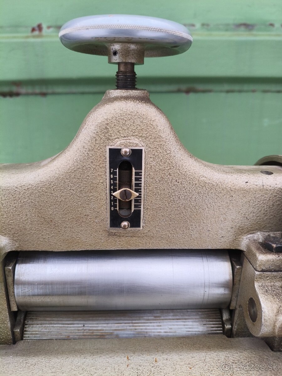 Ručný štiepací stroj na kožu, useň a iné materiály - 5