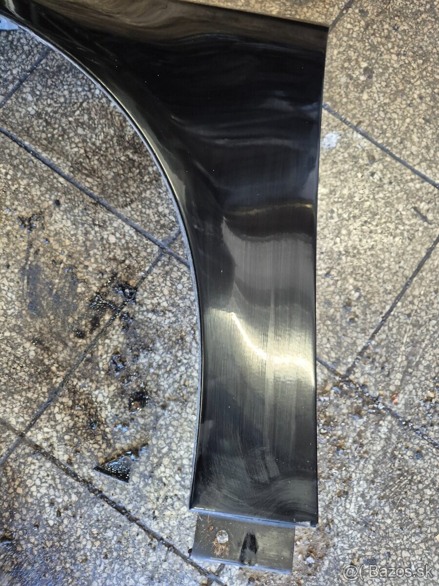 Predám ľavý predný blatník pre Volkswagen Passat b6 3c - 5