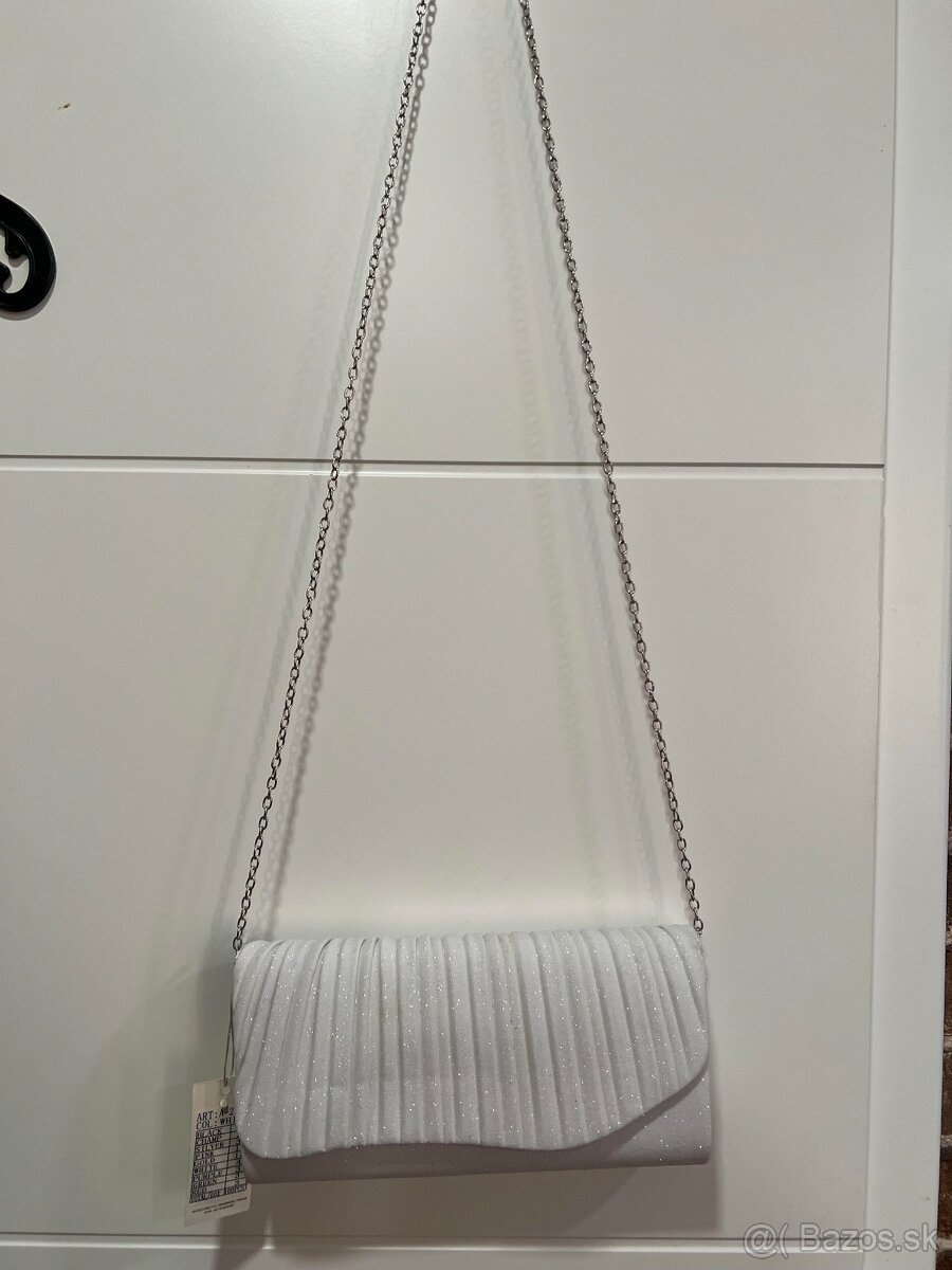 Spoločenské šaty – červené & čierne (prispôsobivé postave) - 5