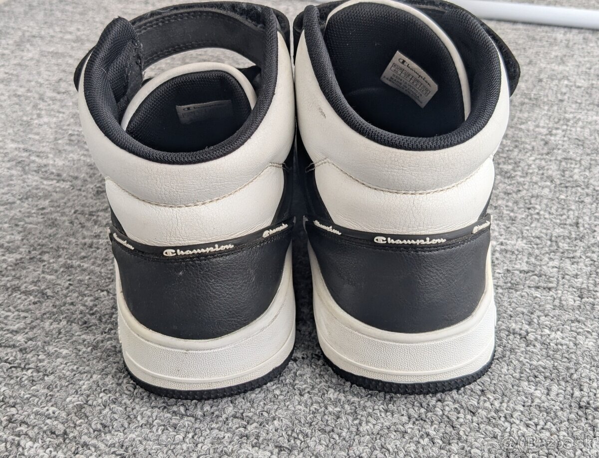 Botasky Champion č. 40 - 5