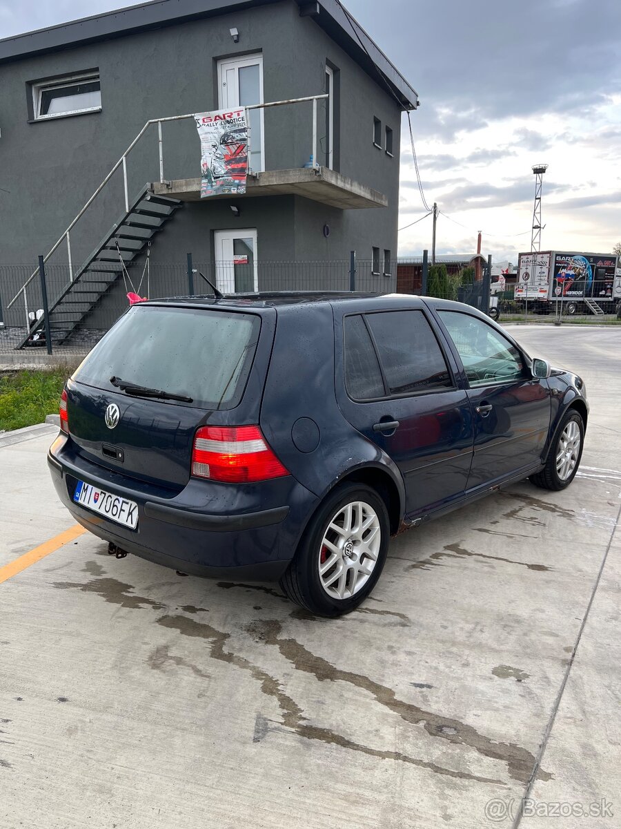 Volkswagen Golf IV - 5