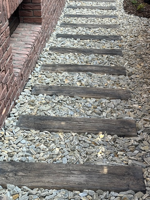 Dlažba imitácia dreva 68x23x4.5cm od 5,-EUR(ks) - 5